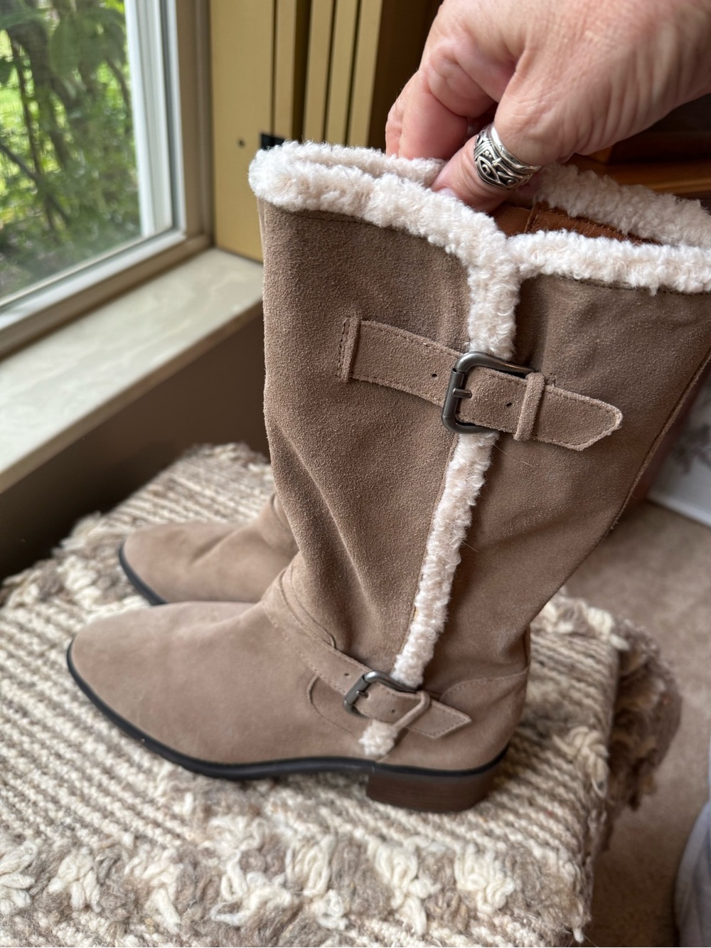 Women’s Taupe Suede Shearling Mid-Calf Boots. NWOT